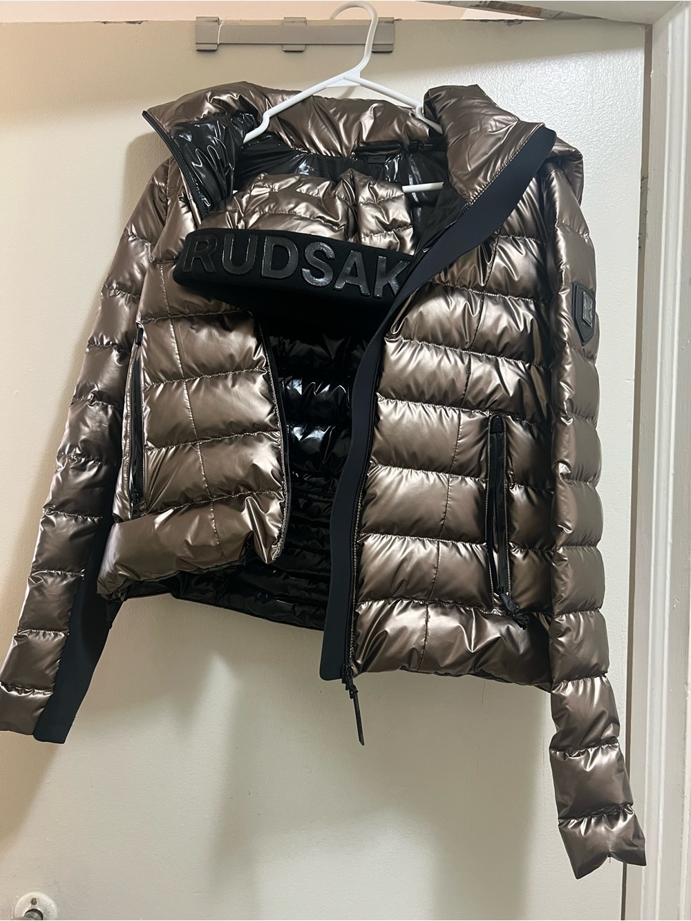 RUDSAK Metallic Bronze-Black Puffer Jacket
